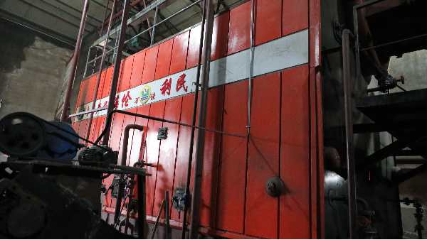 燃煤改秸稈直燃鍋爐供暖，燃料成本省一半